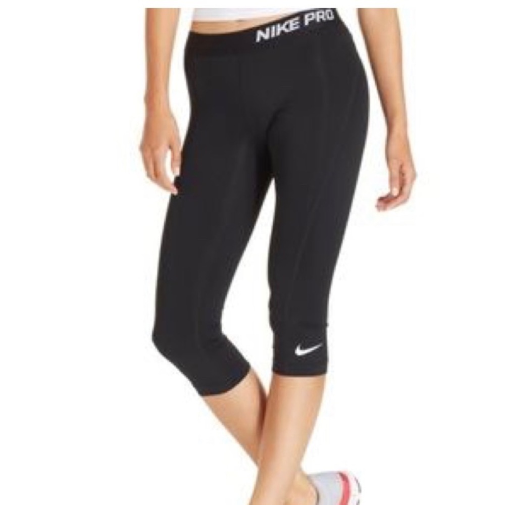 Nike Pro Crop Legging